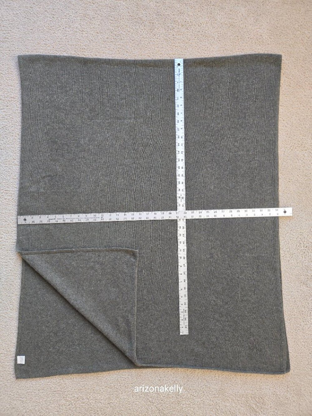 NWOT NakedCashmere Cashmere Wrap Scarf Olive Green